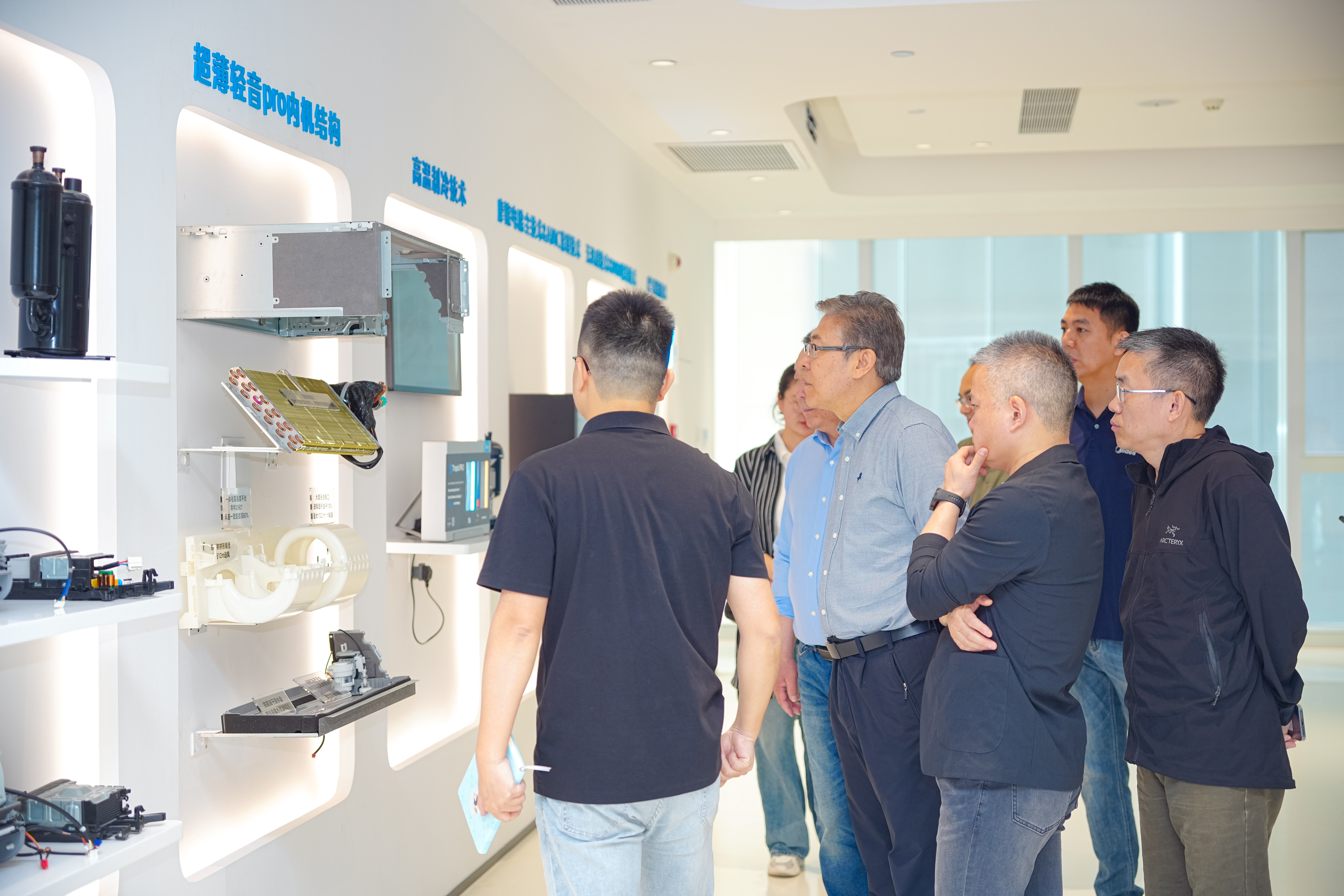 一场跨越天地的技术共振：美的空调携手太空中心，重新定义四季空气