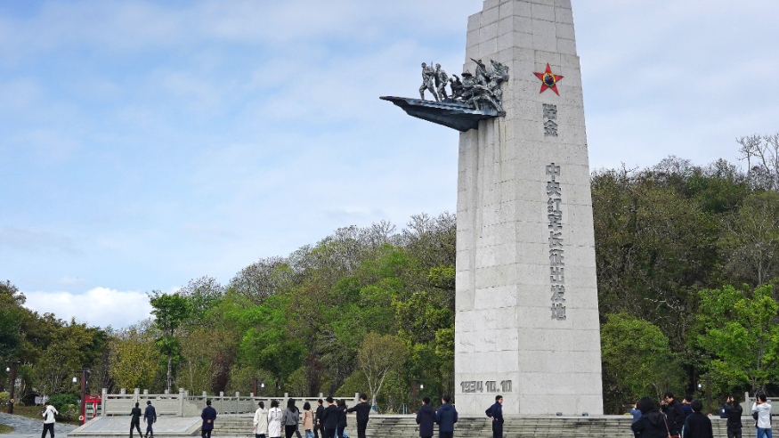 新华时评丨乐享春日繁花 美景不止