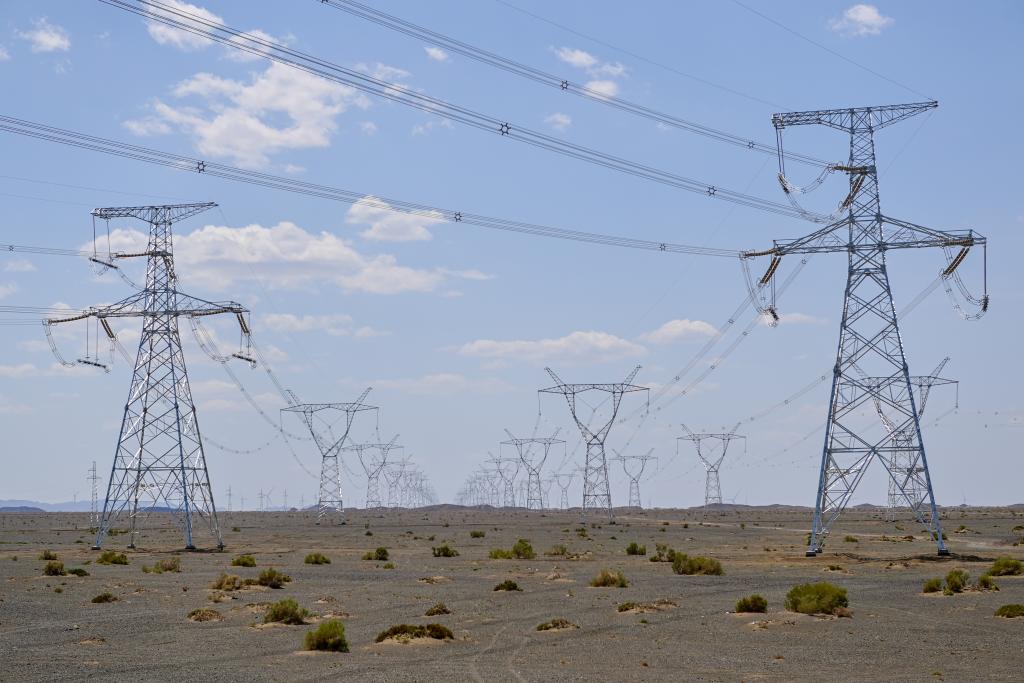 新疆累计外送电量突破1万亿千瓦时