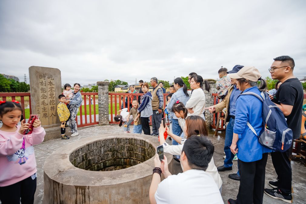 为民造福的接力：长征出发地看中国革命老区