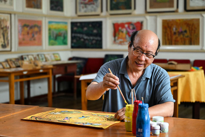 泥土与丹青——户县农民画描绘七十载乡村蝶变