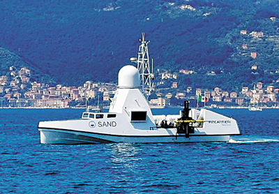 无人水面艇：海战场上崭露头角-新华网