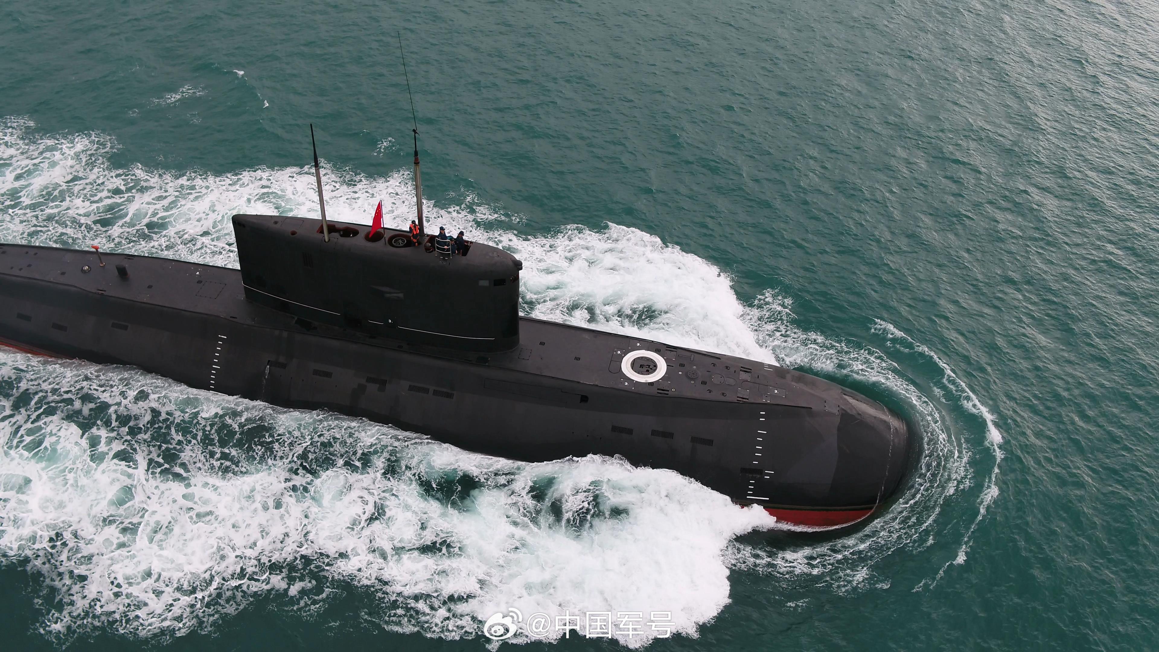 演练出击、攻防对抗！潜艇大片怎么看都看不够