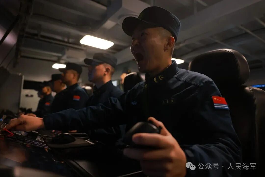 新舰砺锋芒,漯河舰不设脚本实战化演练