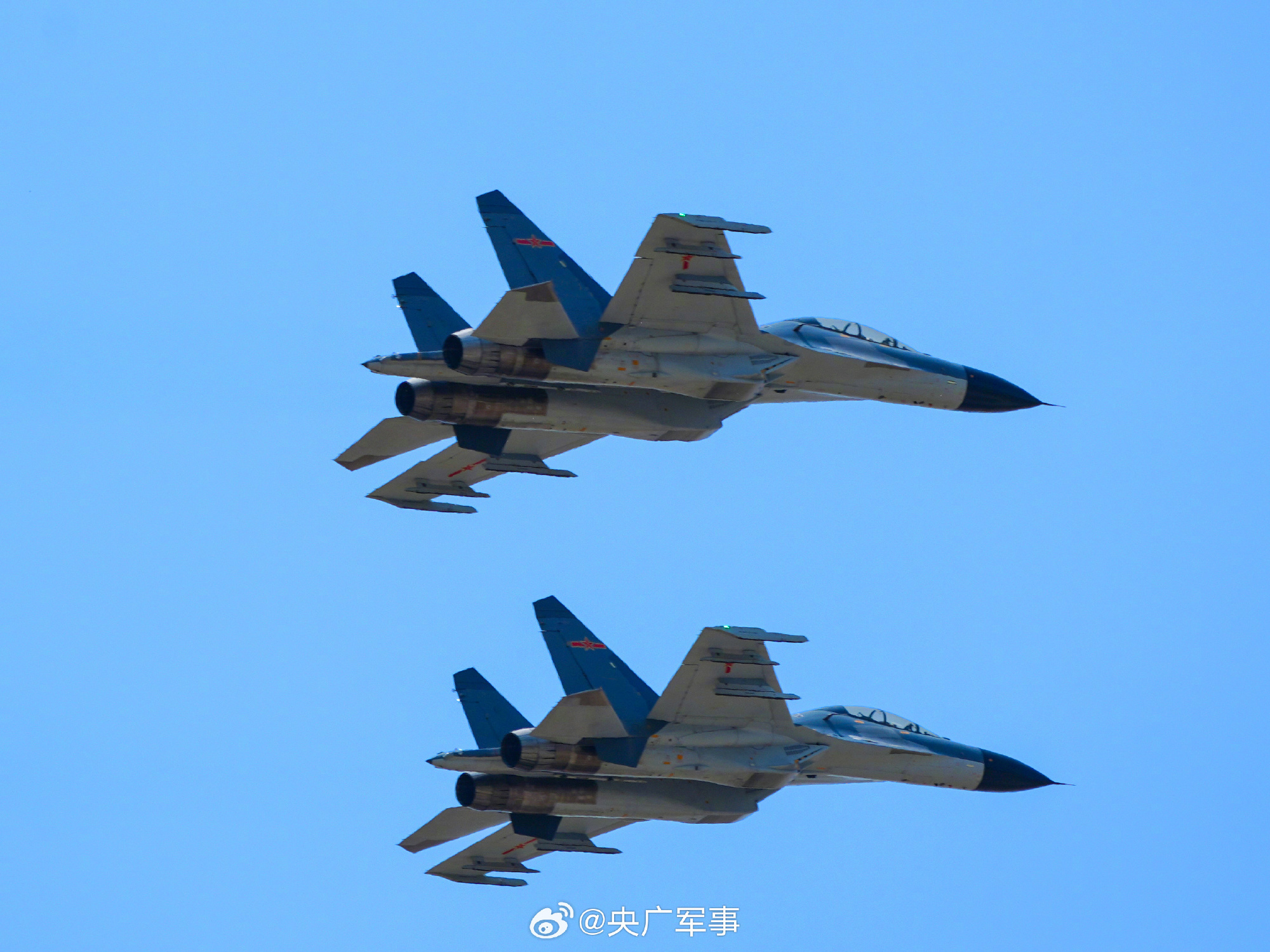 直指苍穹！空军战机飞行训练硬核瞬间