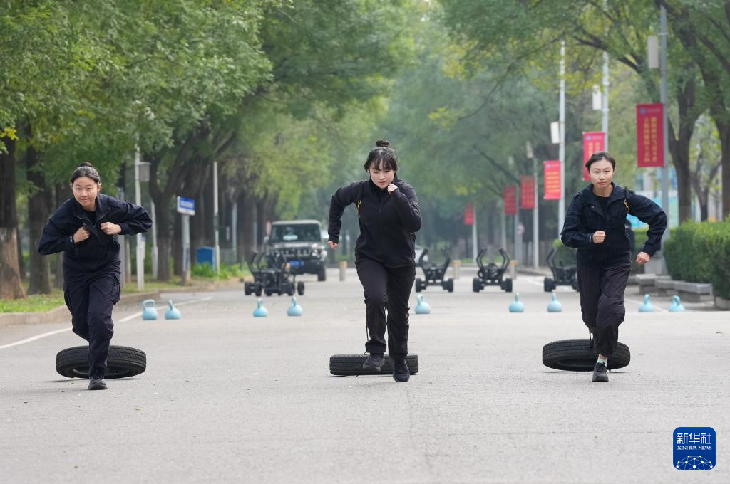 北京刑警侦查尖兵训练营：铿锵玫瑰 淬火绽放