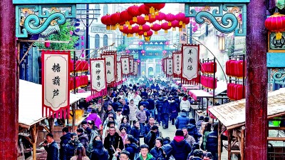 跟着电影去旅行成风尚 电影让旅游市场踩上“风火轮”