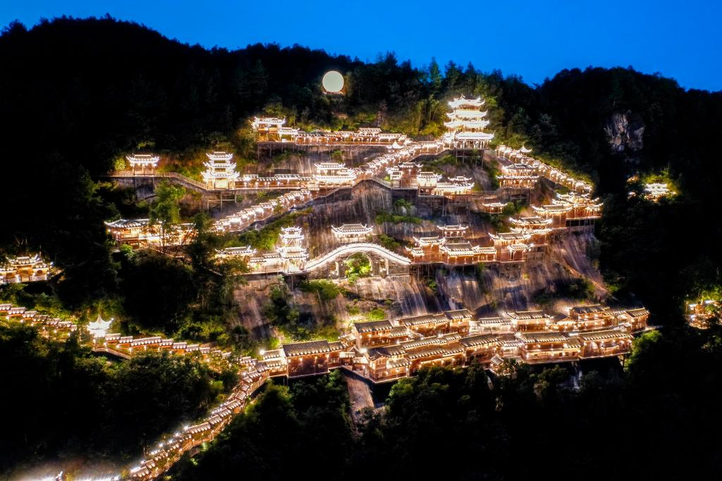 这个景区就在中国，而且是由废弃矿区改造而成！