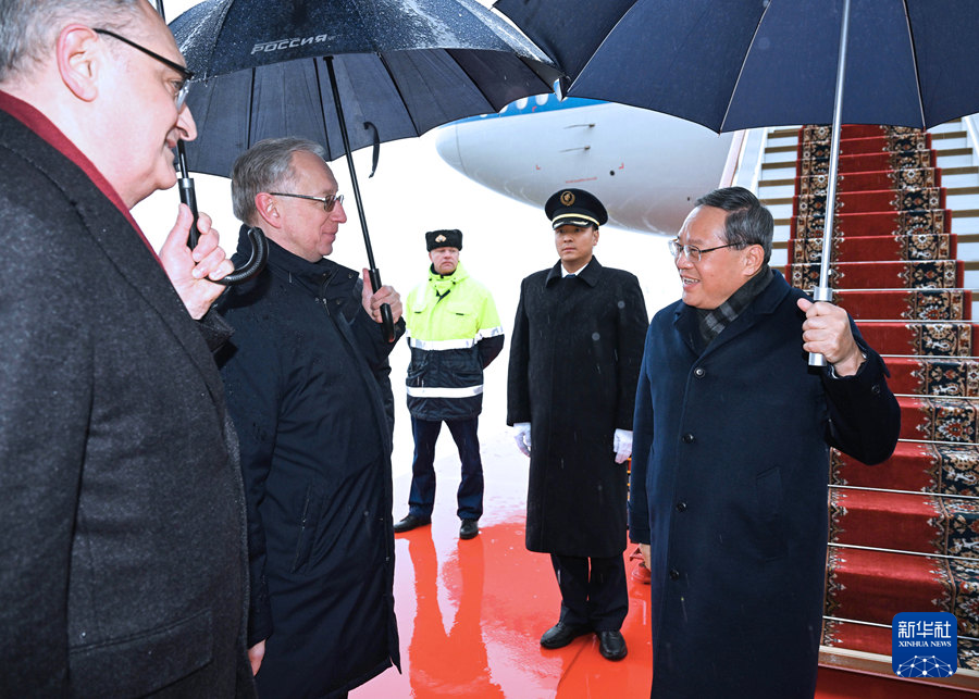 李强赴莫斯科出席上海合作组织成员国政府首脑（总理）理事会第二