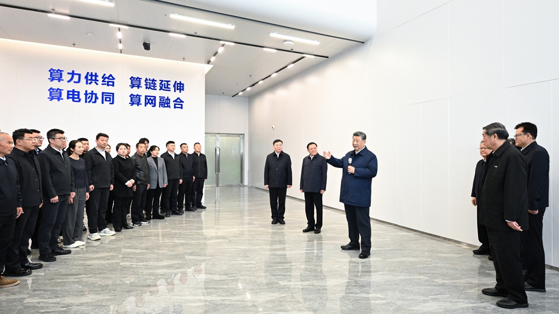 习近平在内蒙古乌兰察布考察
