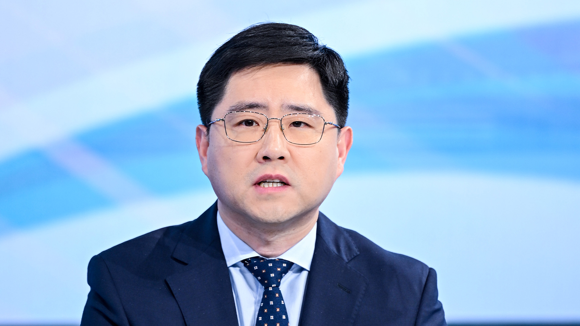 2025年我国服务贸易规模排名全球第二位