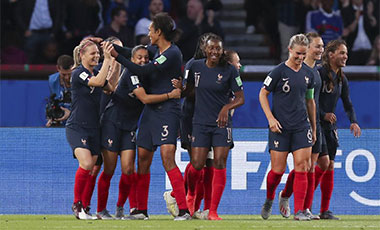 世界杯揭幕战：法国女足全面压制韩国取&ldquo;开门红&rdquo;