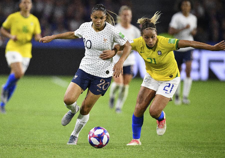 法国加时赛2:1绝杀巴西晋级八强