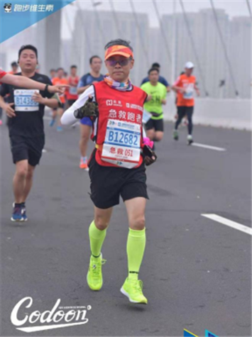 红马有故事|热衷打卡红色景点，他在奔跑中汲取向上的力量