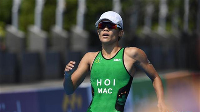 &ldquo;失聪女铁人&rdquo;：命运或许不公 仍要逆风而行