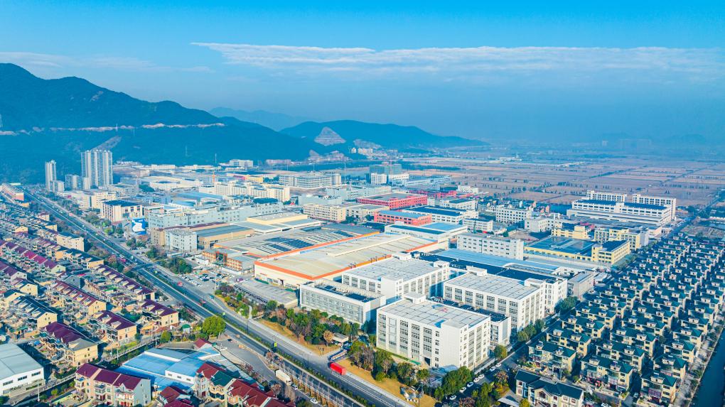 因地制宜发展新质生产力丨从“含新量”到“含金量”，看一张膜的转化之旅