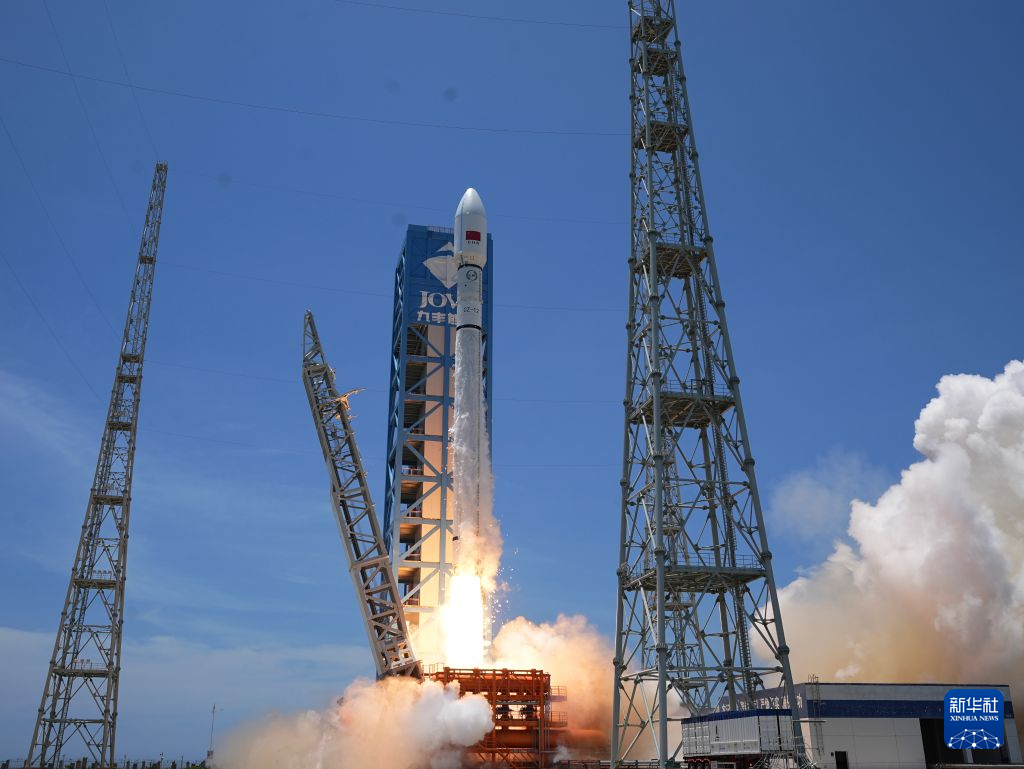 我国成功发射卫星互联网低轨24组卫星