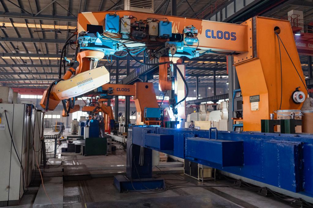 新华全媒+丨黑龙江装备制造企业：&ldquo;大块头&rdquo;也有大智慧