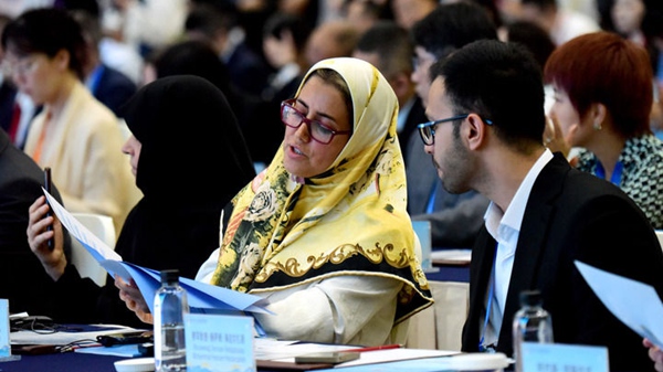 上合组织天津峰会｜心手相牵　人文