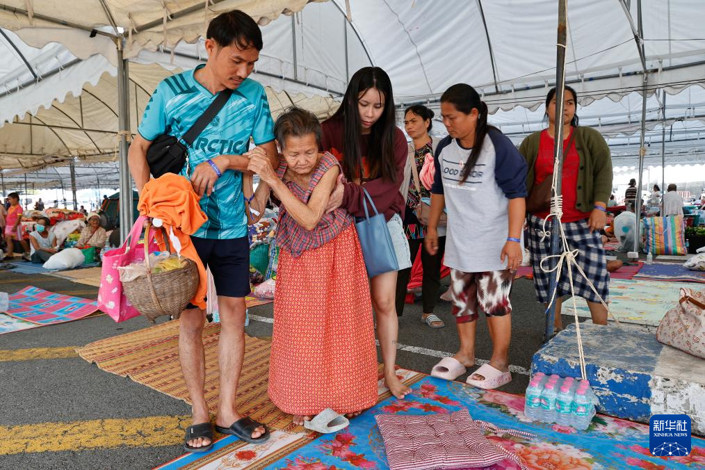 泰军方公布泰柬边境交火时间线 泰4个边境省份约70%居民已撤离