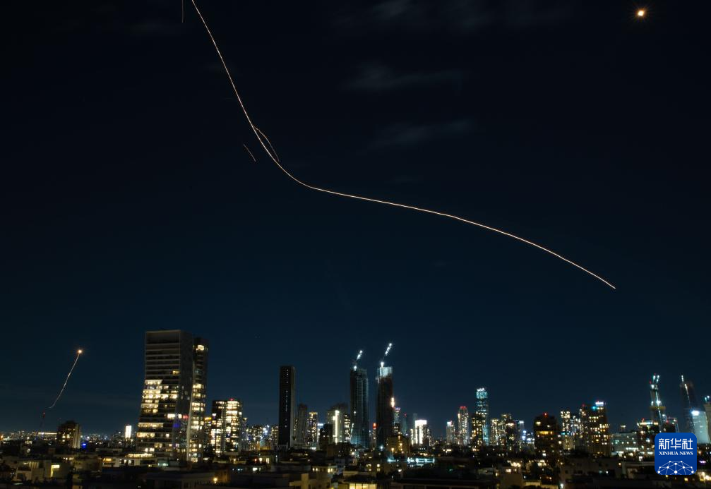 以色列特拉维夫再遭导弹袭击