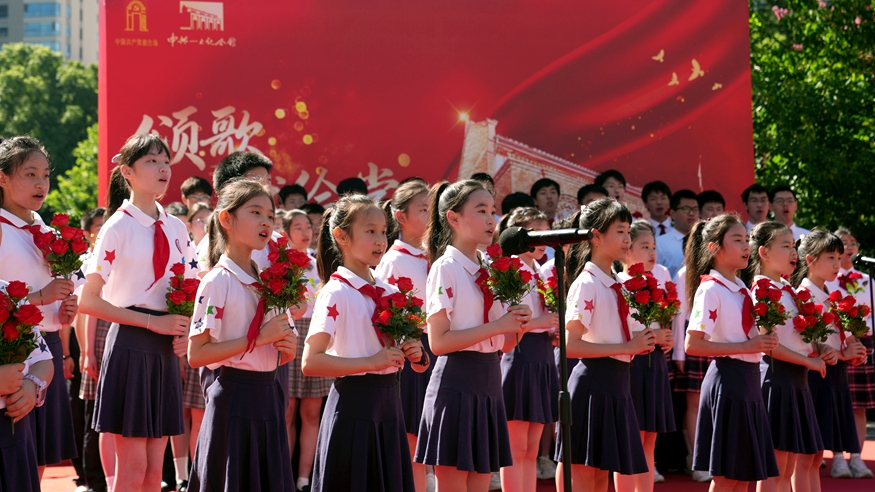 综合消息丨伊朗暂停与美对话　特朗