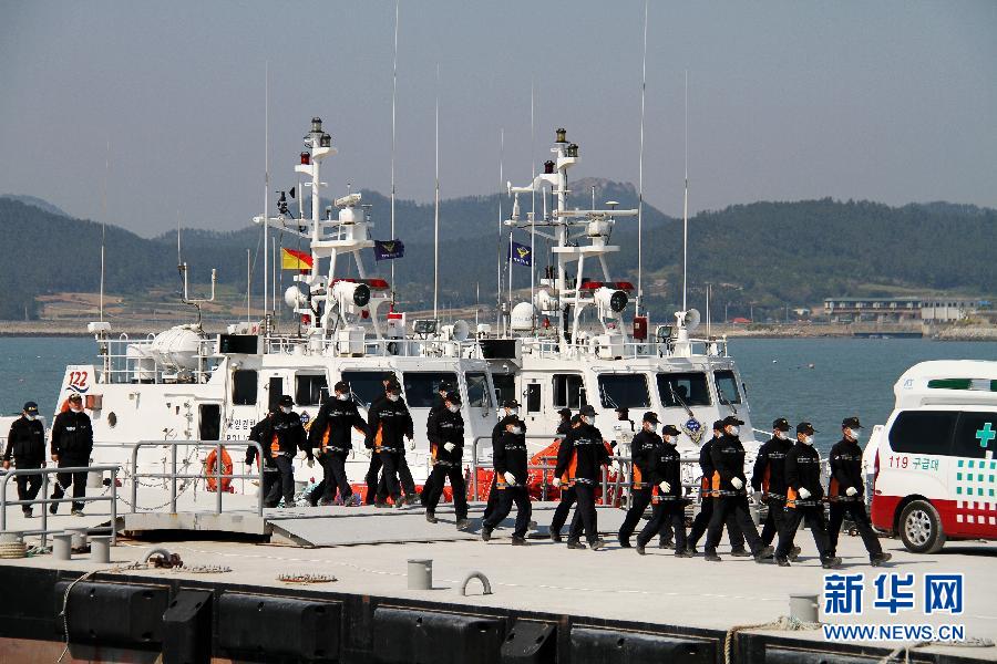 韩国&ldquo;岁月&rdquo;号失事客轮遇难者人数逾百