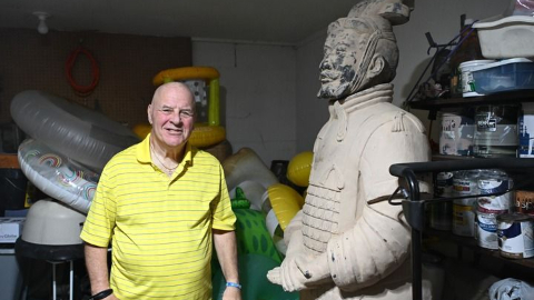 走笔天下丨一位“简单的美国人”与五万棵树的故事
